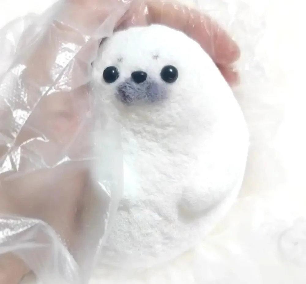 Baby Seal Squishy Stress Relief Decompression Toy — photo 3