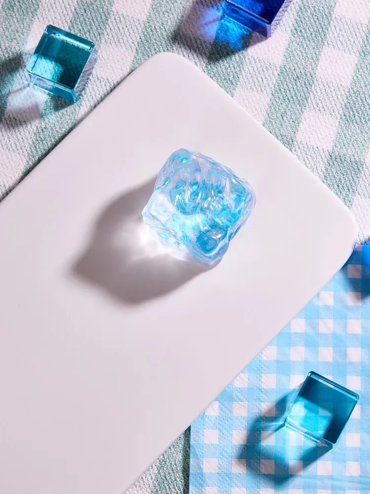 Blingbling Blue Ice Cube Taba Squishy — photo 6