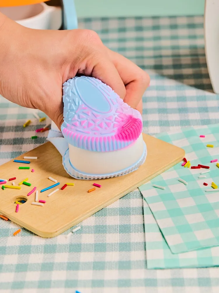 Blue-white Cookie Sandwich Taba Squishy — photo 2