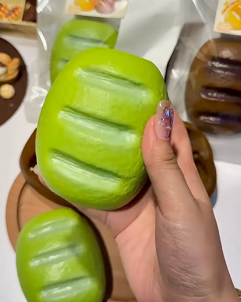 Bread Slow Rising Squishy Stress Relief Decompression Toy — photo 4