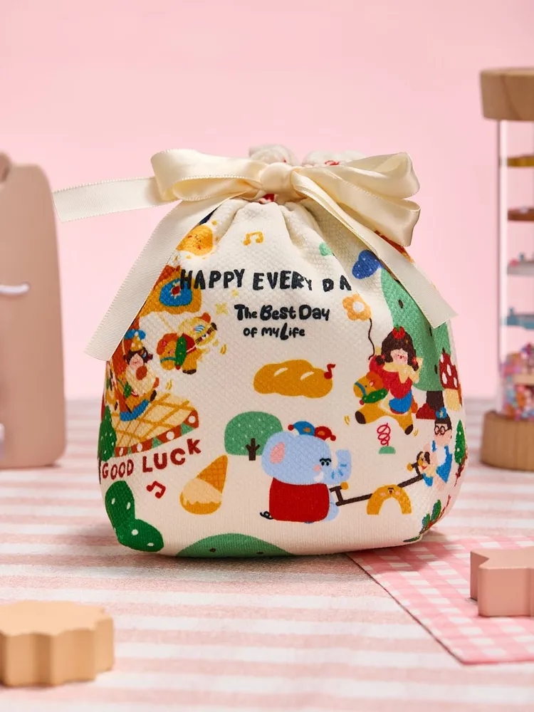 Colorful Circus Linen Drawstring Wrapping Gift Bag — photo 6