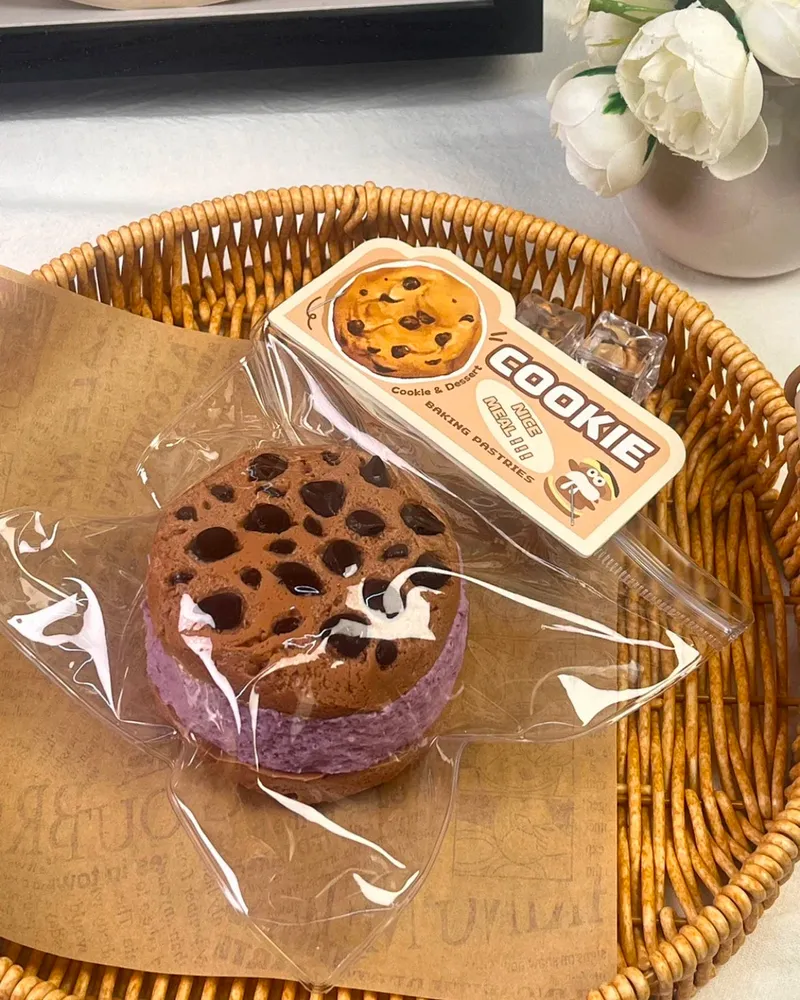 Cookie Squishy Stress Relief Decompression Toy β photo 3