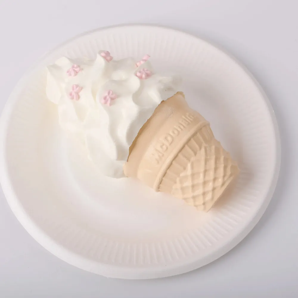 【CT017】Vanilla Ice Cream Cone Squishy Toy — photo 2