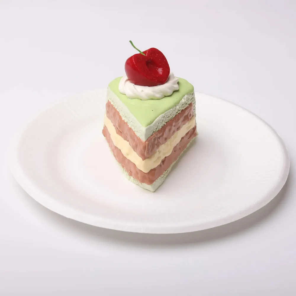 【CT098】Matcha Cherry Cake Slice Squishy Toy — photo 2