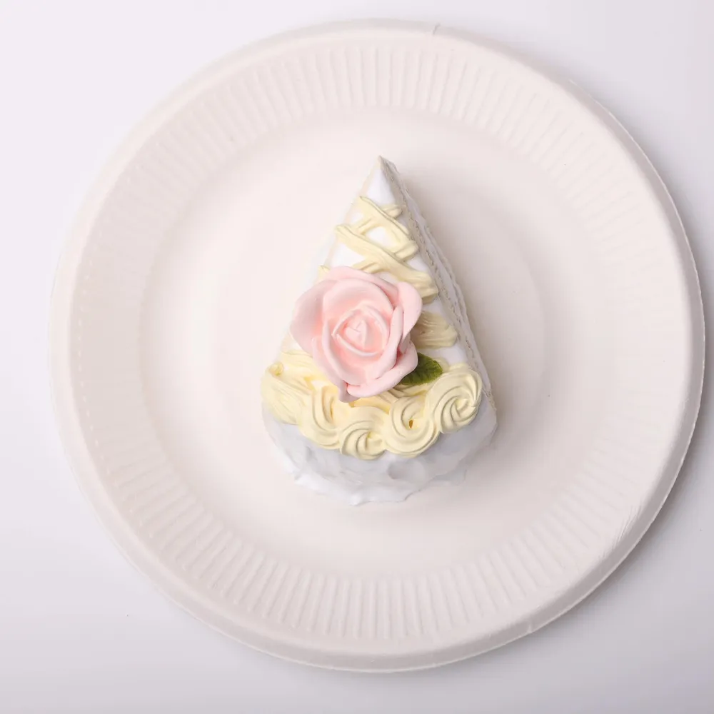 【CT101】Rose White Chocolate Cake Slice Squishy Toy — photo 3