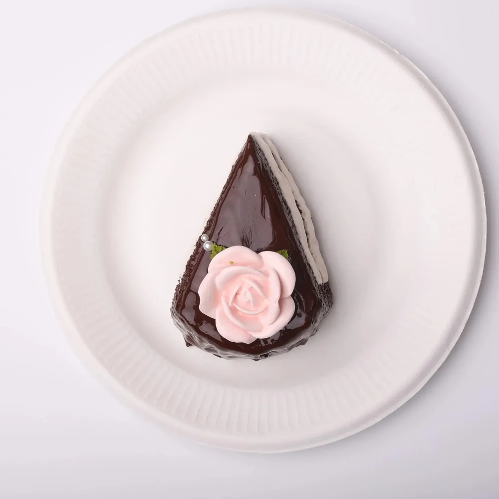 【CT102】Rose Black Chocolate Cake Slice Squishy Toy — photo 3