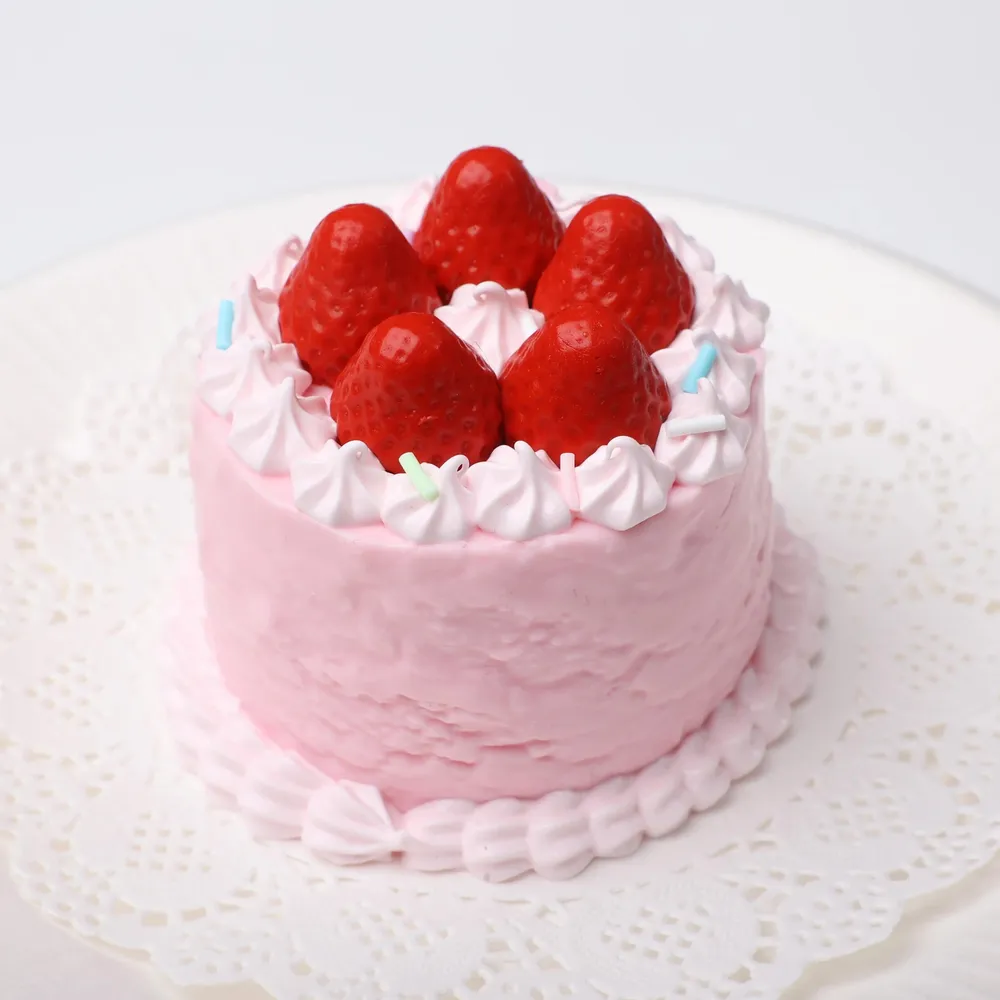 【CT149】Strawberry Round Cake Squishy Toy — photo 3