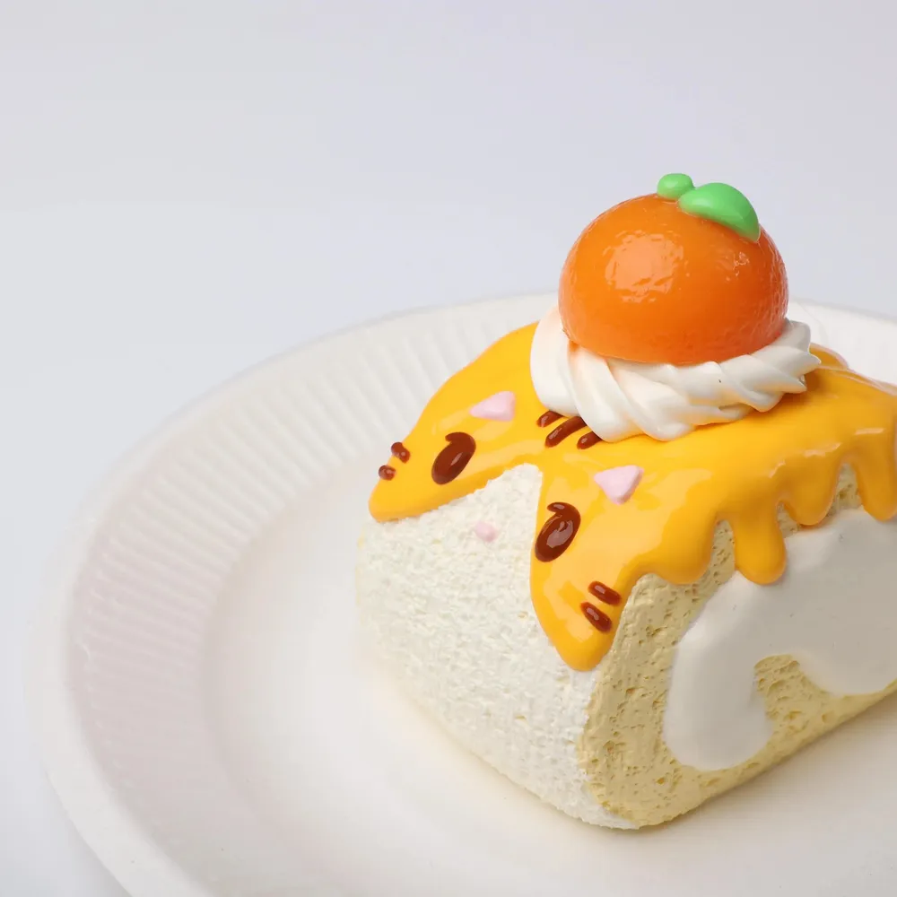 【CT152】Ginger Cat Swiss Roll Squishy Toy — photo 2