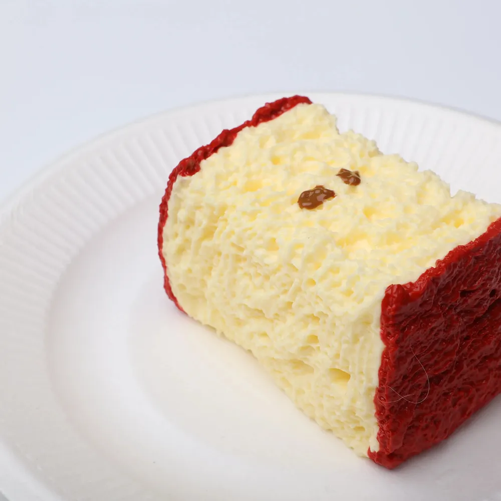 【CT157】Sliced Red Apple Squishy Toy — photo 4
