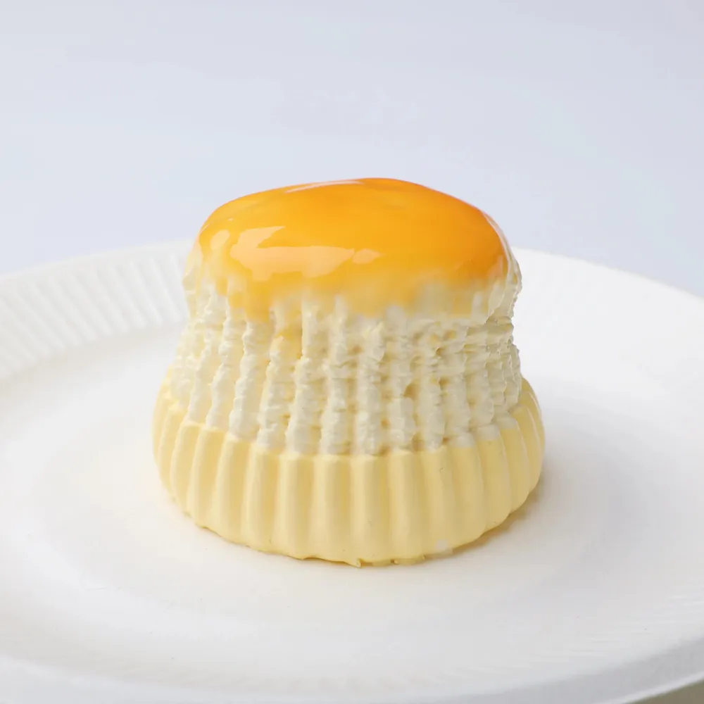 【CT182】Cheese Canelé Squishy Toy — photo 2
