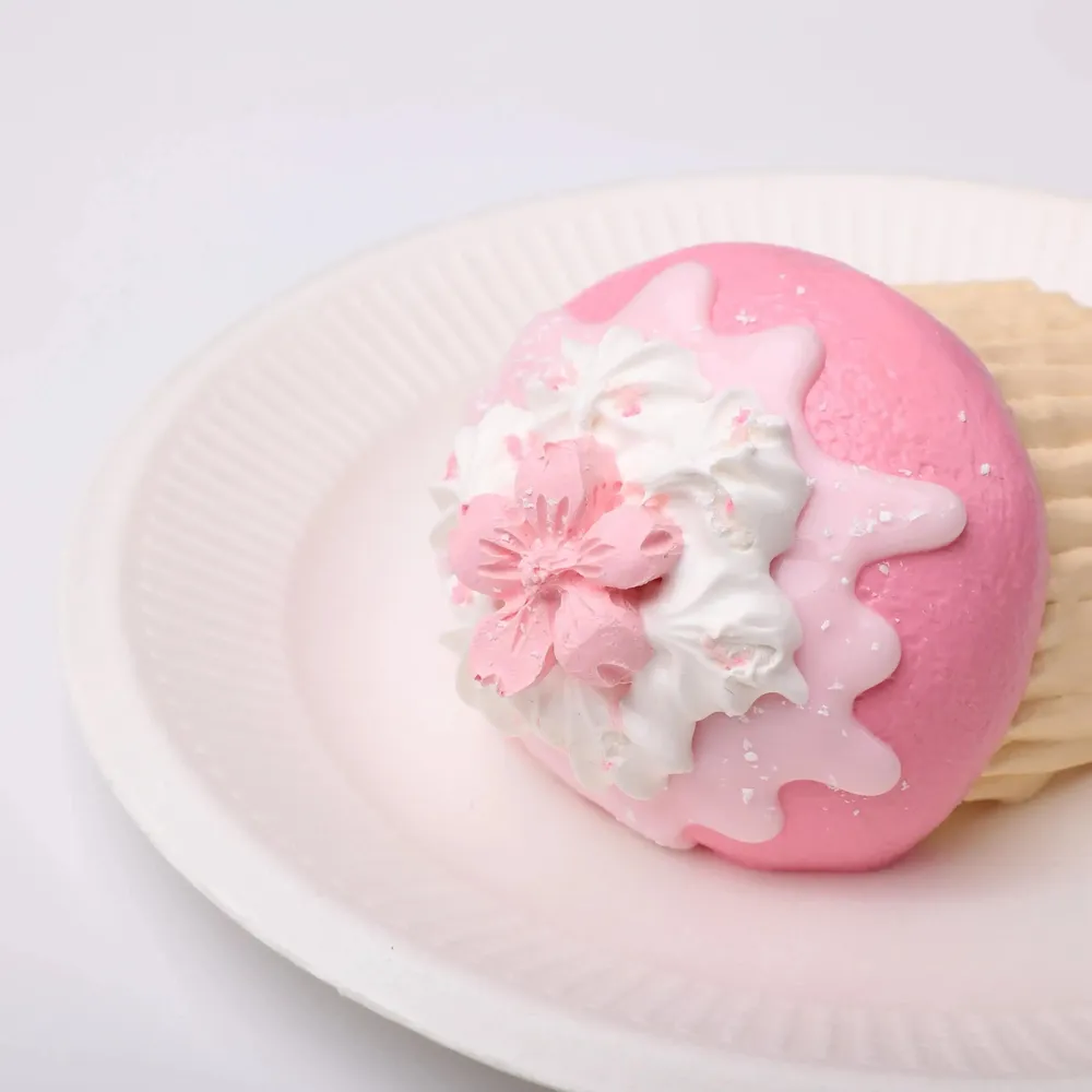 【CT191】Buds of Spring - Cherry Blossom Cupcake Squishy Toy — photo 4