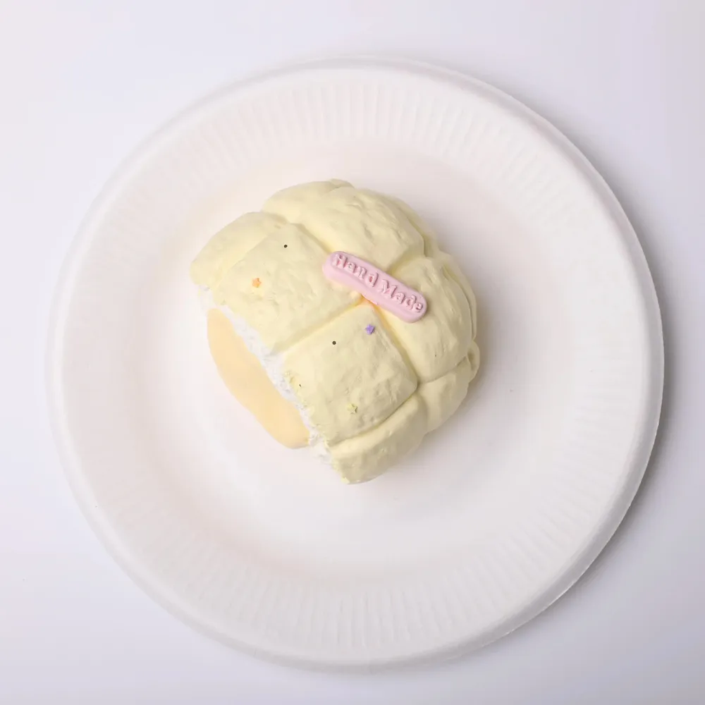 【CT199】Salted Egg Yolk Dirty Bun Squishy Toy — photo 3