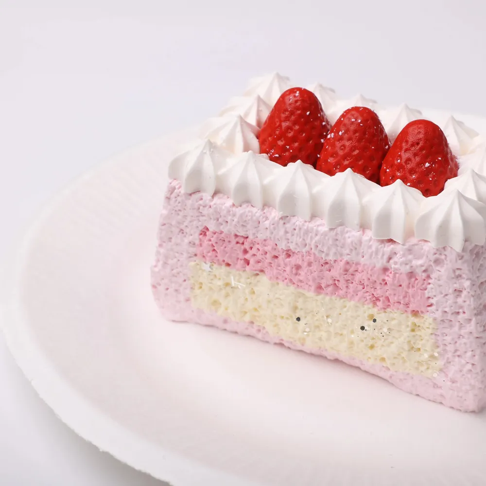 【CT201】Strawberry Square Cake Squishy Toy — photo 2