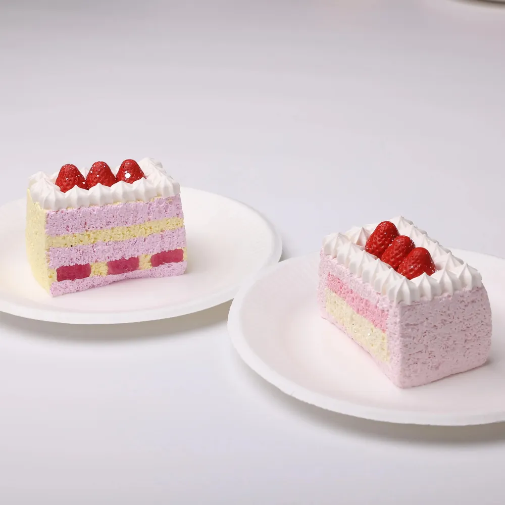 【CT201】Strawberry Square Cake Squishy Toy — photo 6