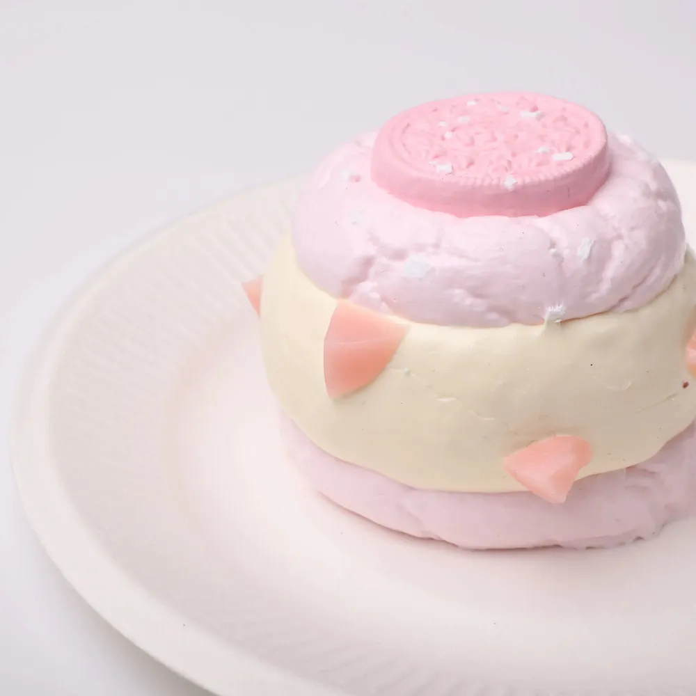 【CT202】Strawberry Cream Filled Cookies Squishy Toy — photo 3