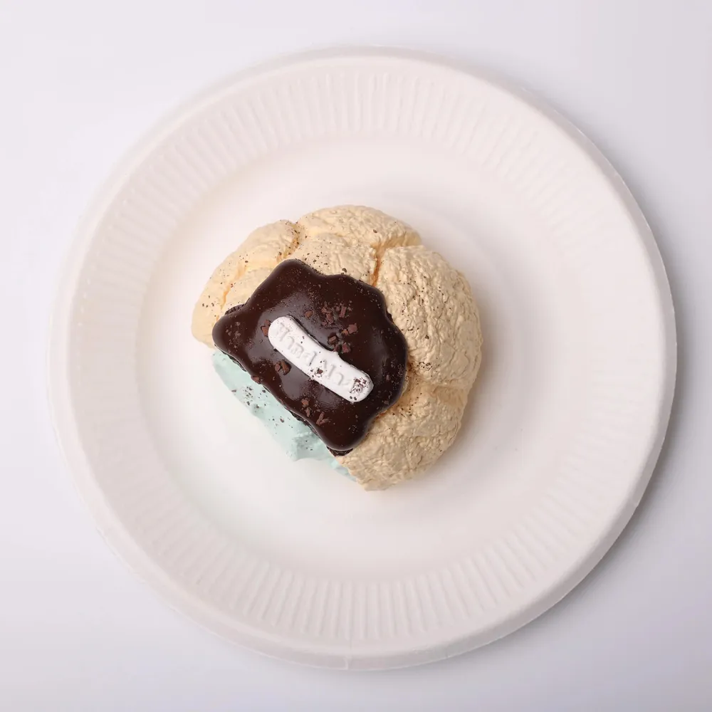 【CT208】Mint Chocolate Sauce Cream Puff Squishy Toy — photo 3