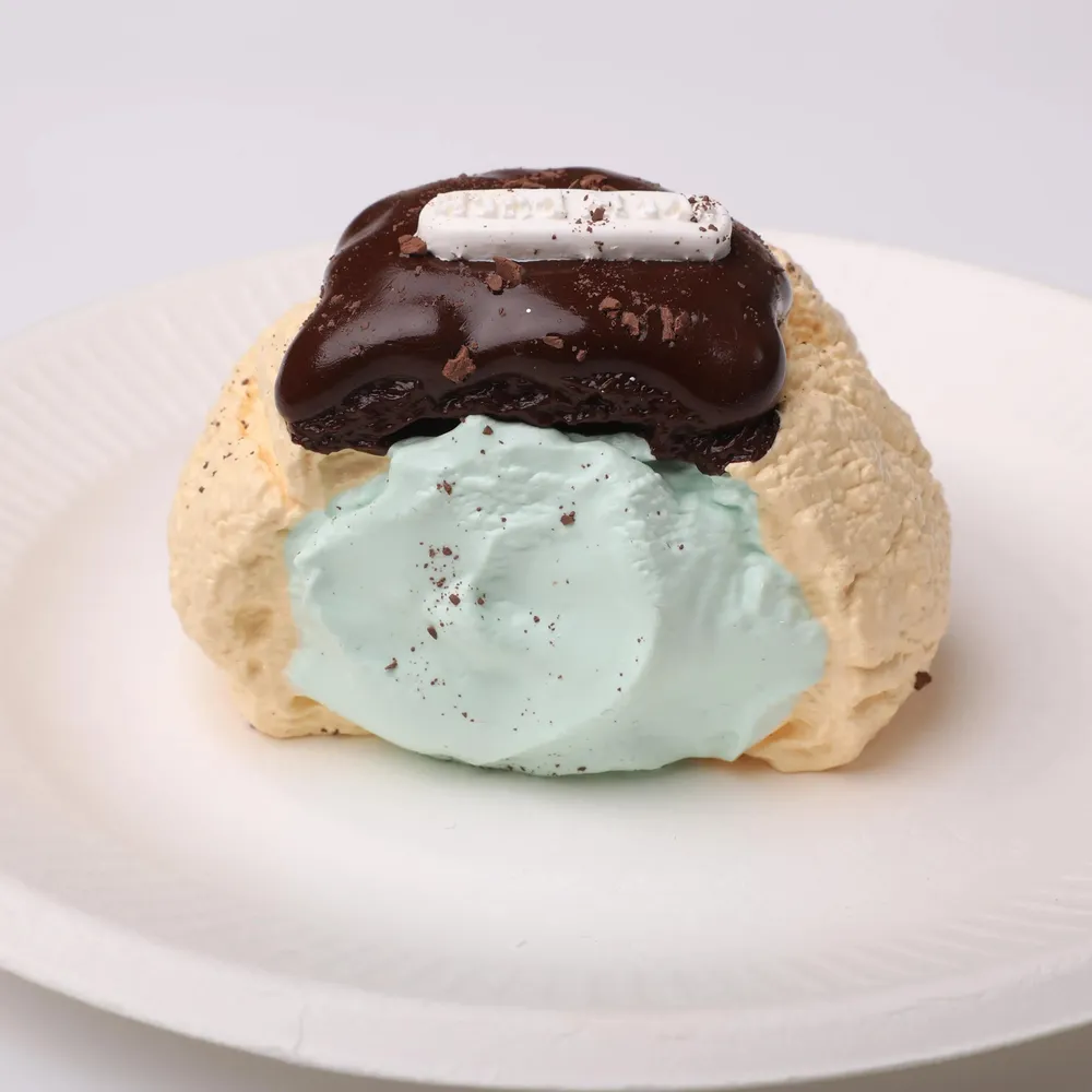 【CT208】Mint Chocolate Sauce Cream Puff Squishy Toy — photo 5