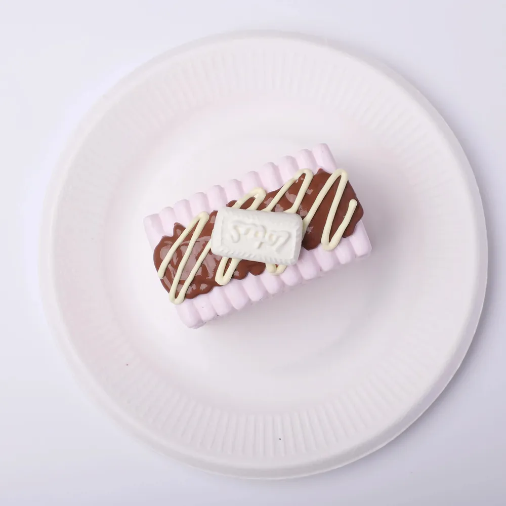 【CT228】Strawberry Chocolate Layered Ice Cream Squishy Toy — photo 4