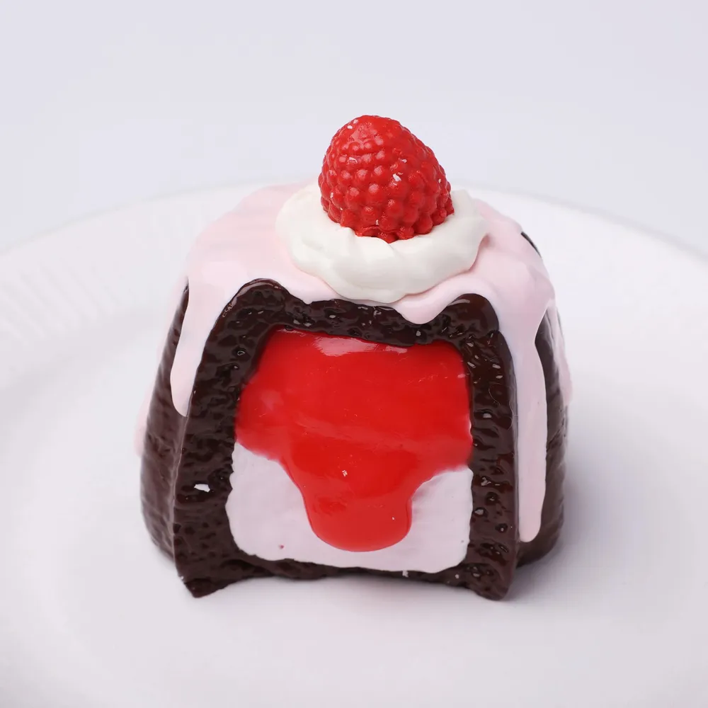 【CT230】‘Rising fortune’ Strawberry Canelé Squishy Toy — photo 2