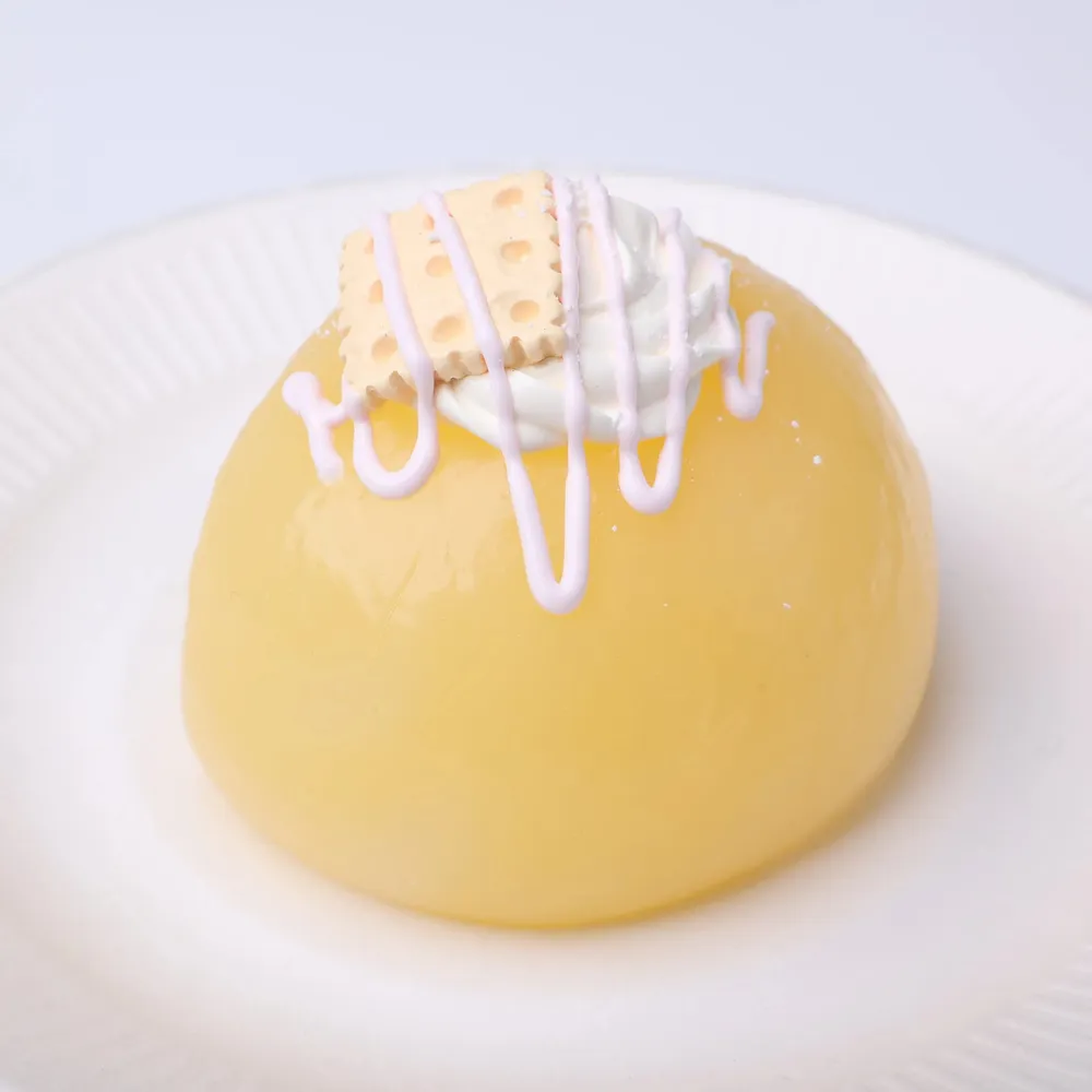 【CT240】Mango Daifuku Squishy Toy — photo 3