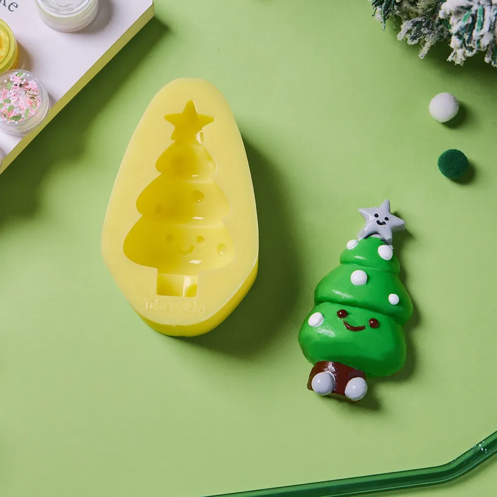 Cute Christmas Tree Taba Squishy DIY Mold Set — photo 2