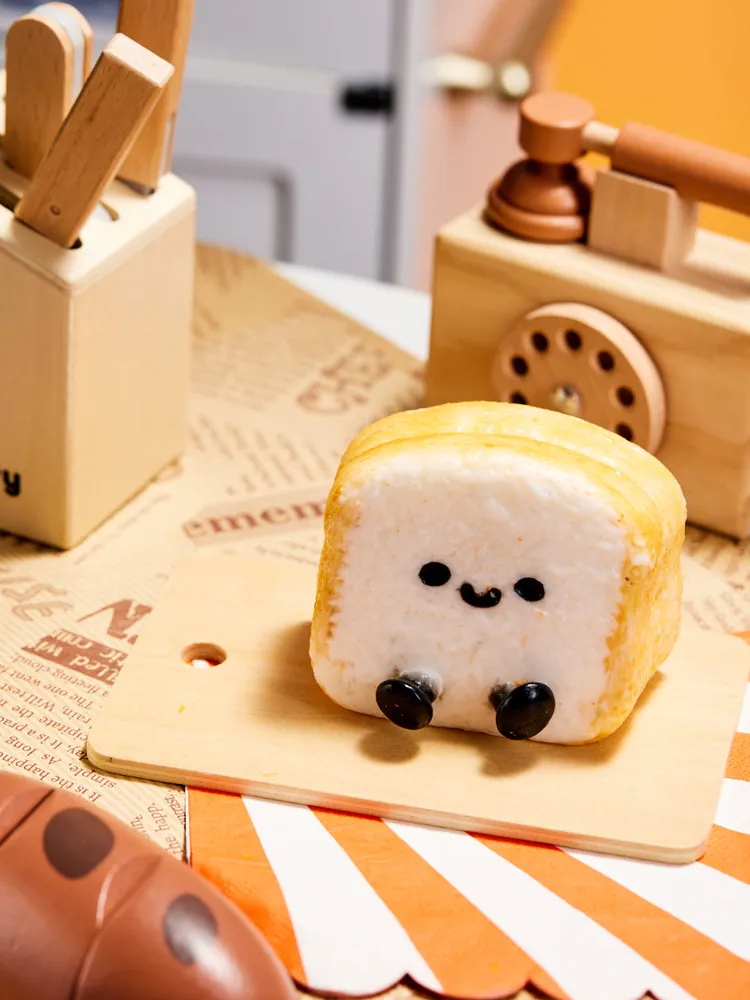 Cute Toast Taba Squishy — photo 5