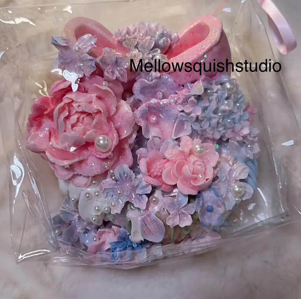 (Fully Booked Out) Customise Large Squishy Fidget(30 Days to make) — photo 2