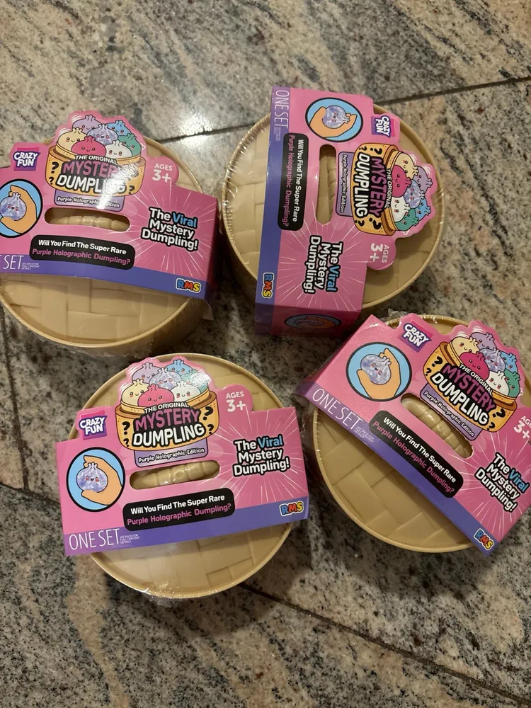 Crazy Fun Mystery Dumpling Purple Holographic Edition — photo 3