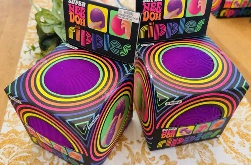 Super NeeDoh Ripples Purple XL Textured Ball