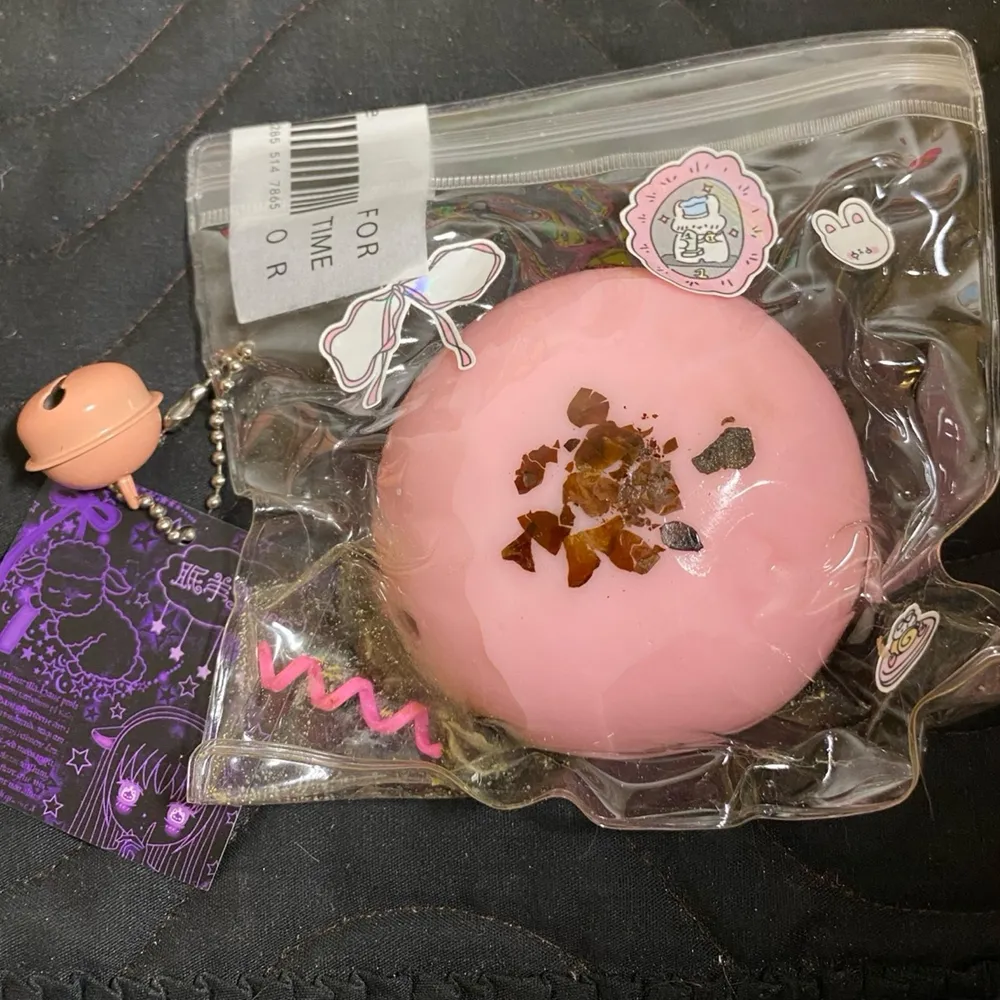 Taba Mochi Bakery Pink Bread Roll Squishy — photo 2
